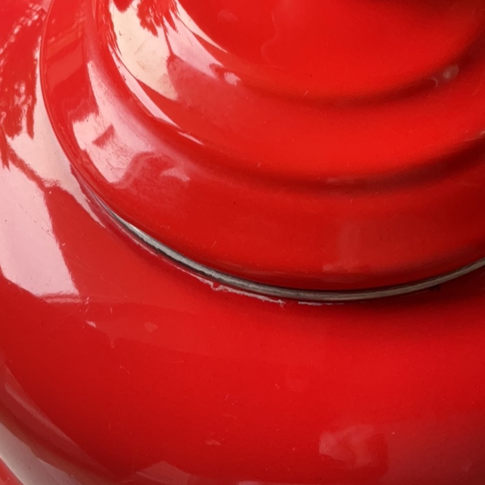 Le Creuset kettle 1.6 L / 1.7 qt - Picture 2 of 9